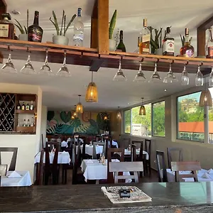 **** Hotel Arcadia - Uganda