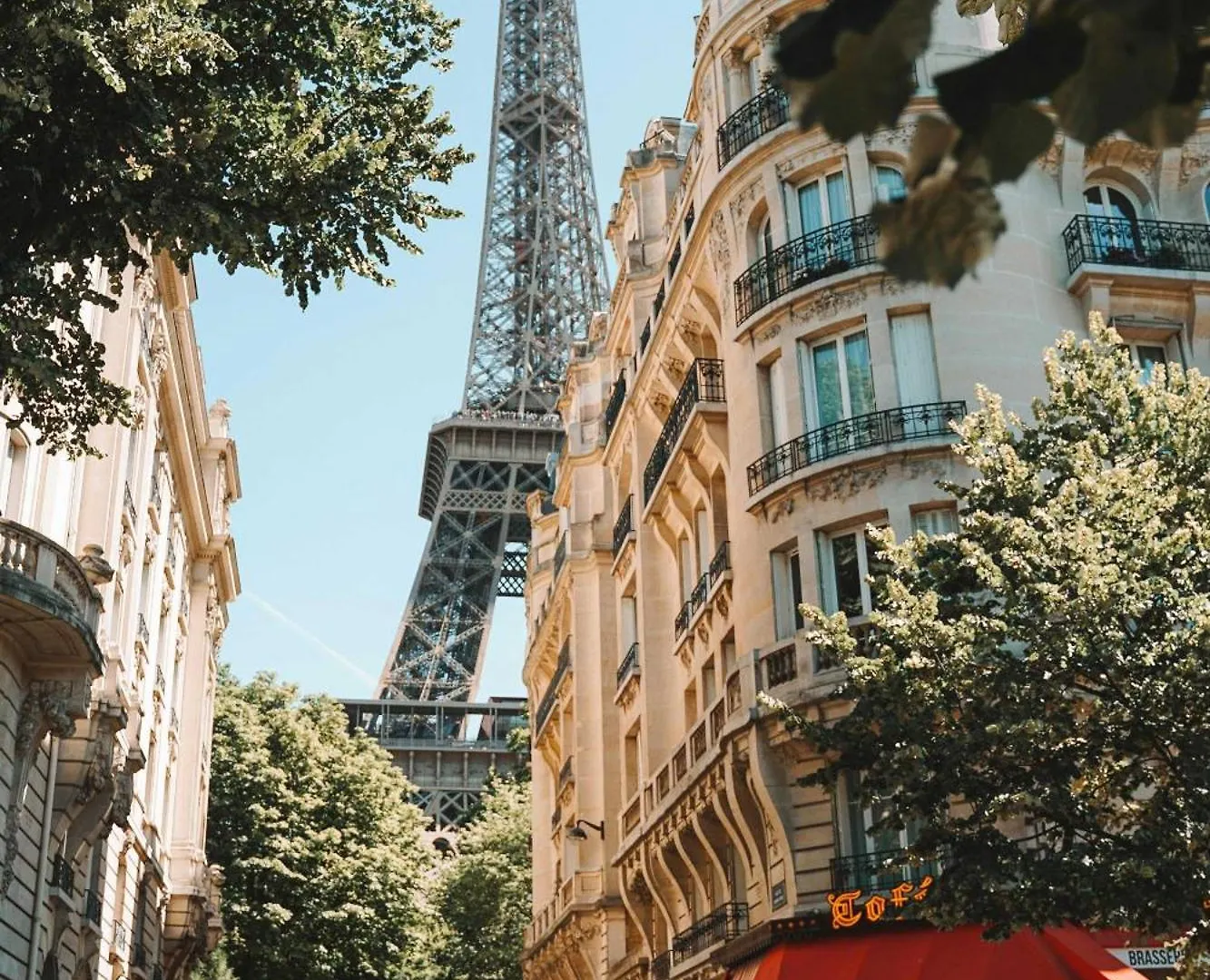 Hostel Eiffel Paris France