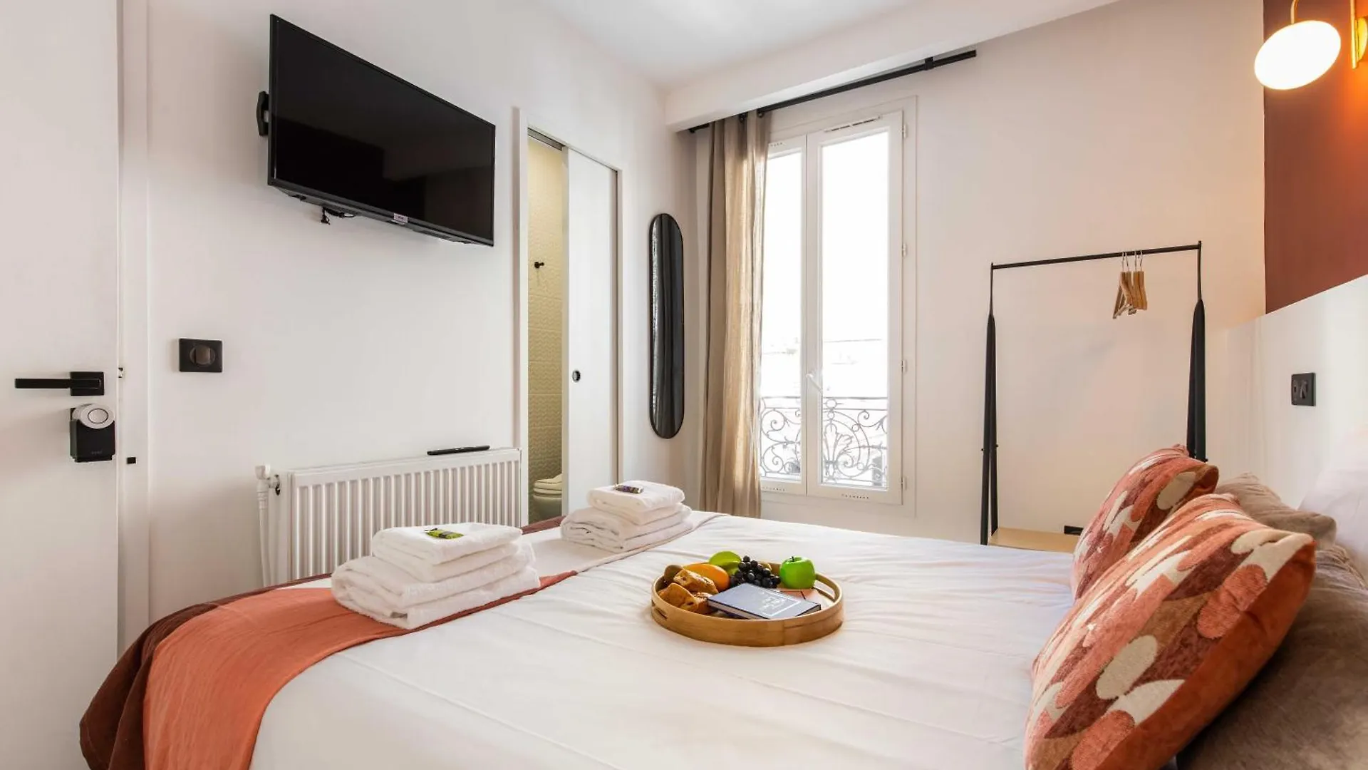 Hostel Eiffel Paris